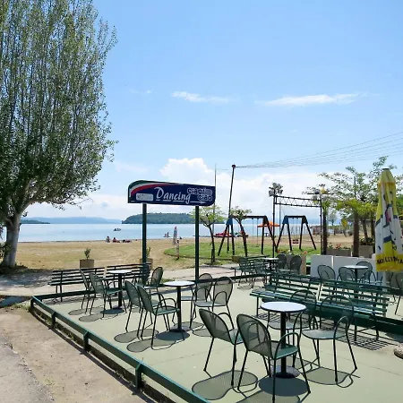 度假居 Punta Navaccia 特拉西梅诺湖畔托罗